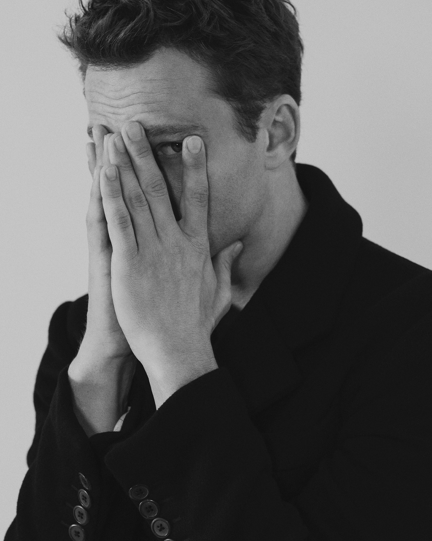 ALEXANDER-FEHLING-for-Monsieur-BY-ROBERT-WUNSCH-close_up