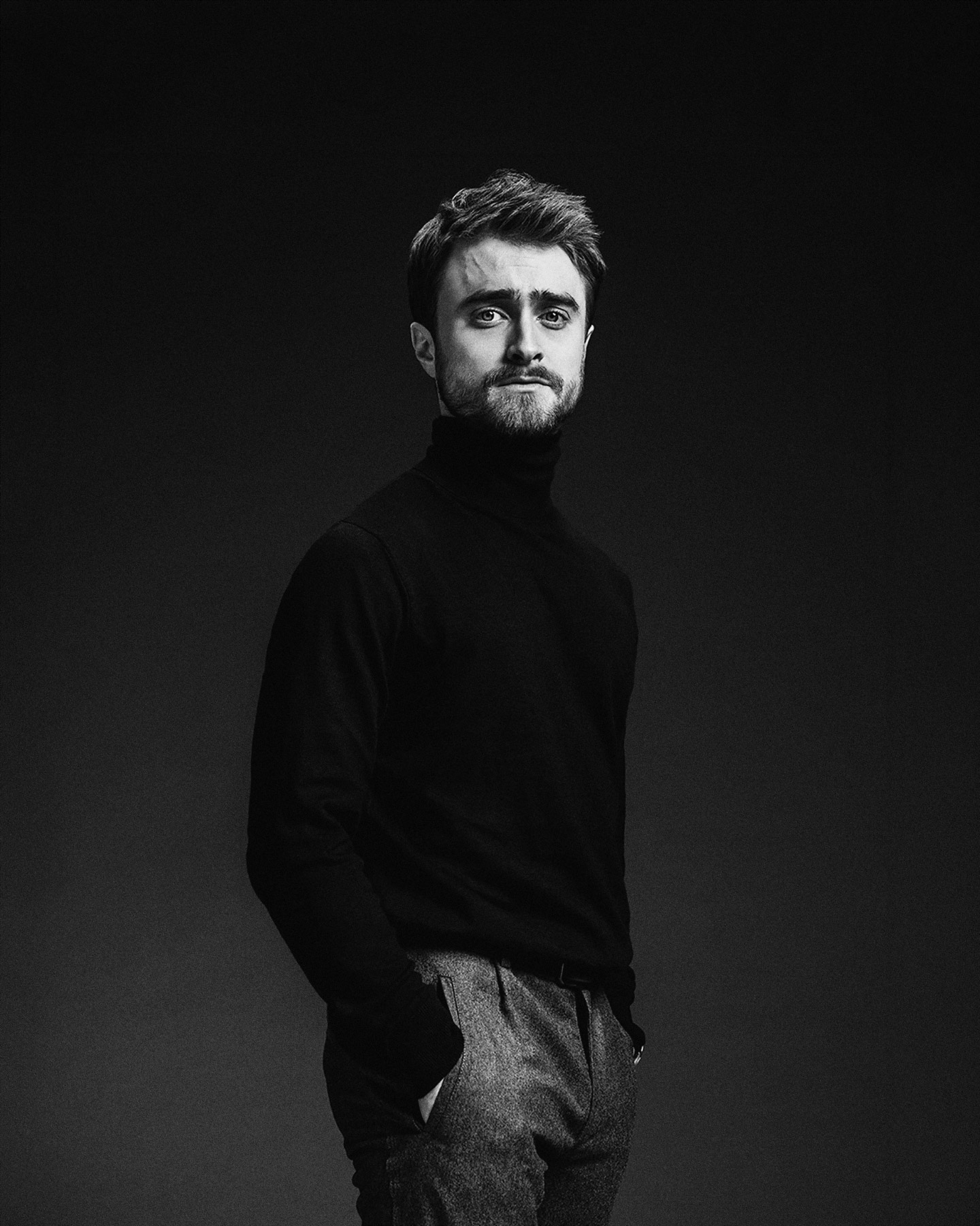 Daniel_Radcliffe_for_Esquire_by_Robert_Wunsch_standing_bw