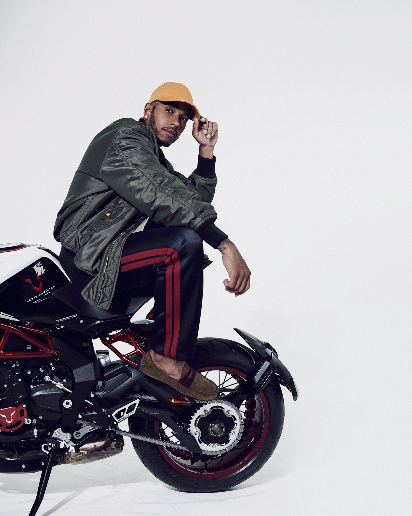 Lewis-Hamilton-for-IntersectionFR-by-Robert-Wunsch-cover