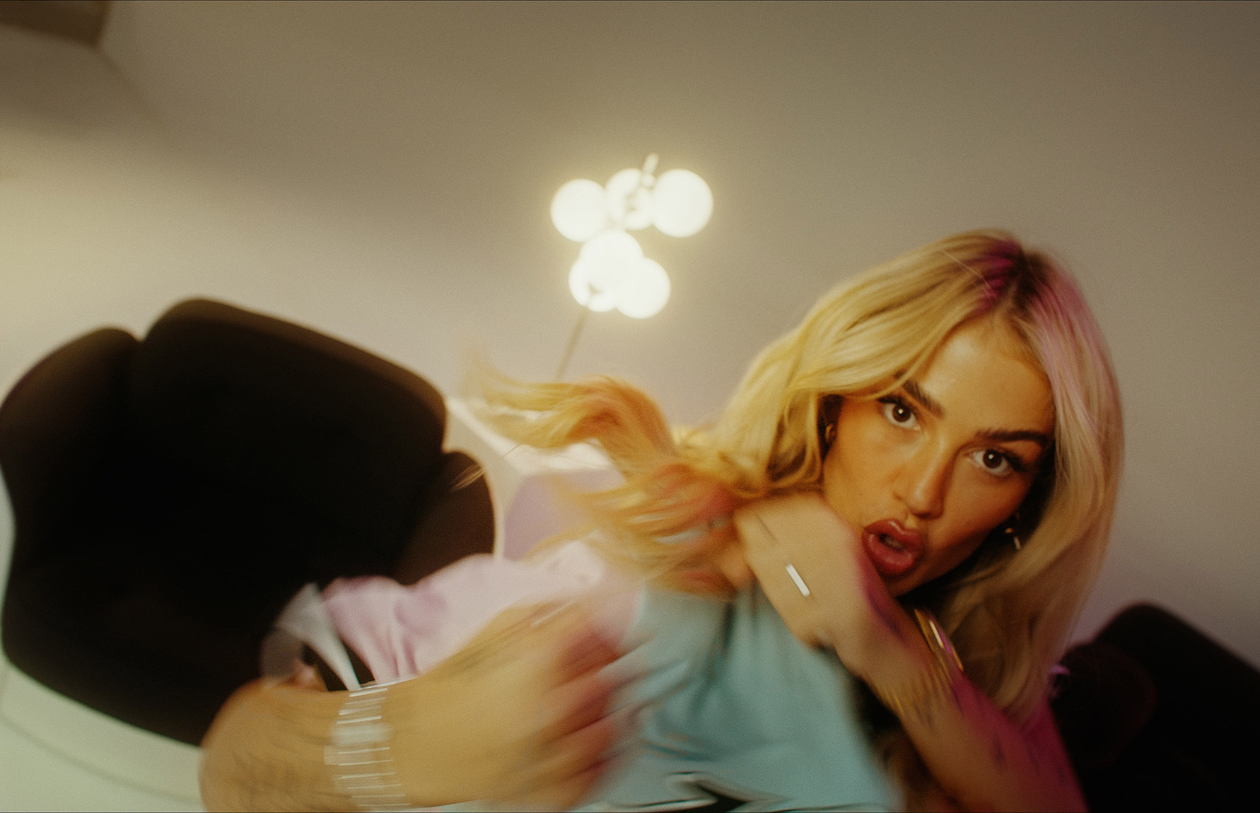 KARL_KANI_X_LOREDANA_MASTER_STILLS_1.47.3
